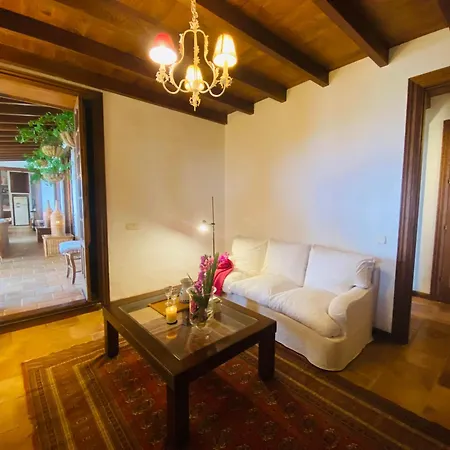 La Rayuela Boutique Bed & Breakfast