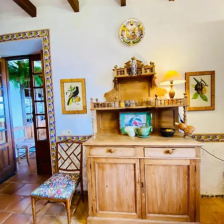 Alojamento de Acomodação e Pequeno-almoço La Rayuela 5*
