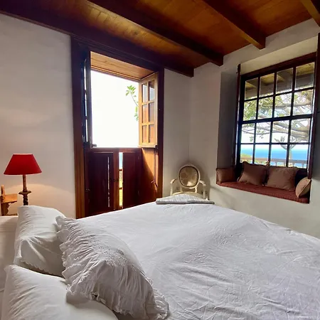 La Rayuela 5* Frontera