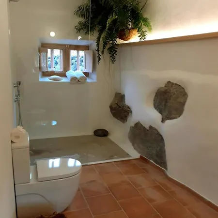 La Rayuela Boutique Nyaraló Frontera