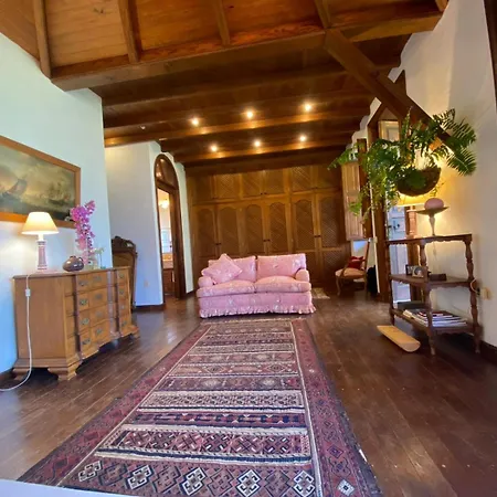 La Rayuela Boutique *